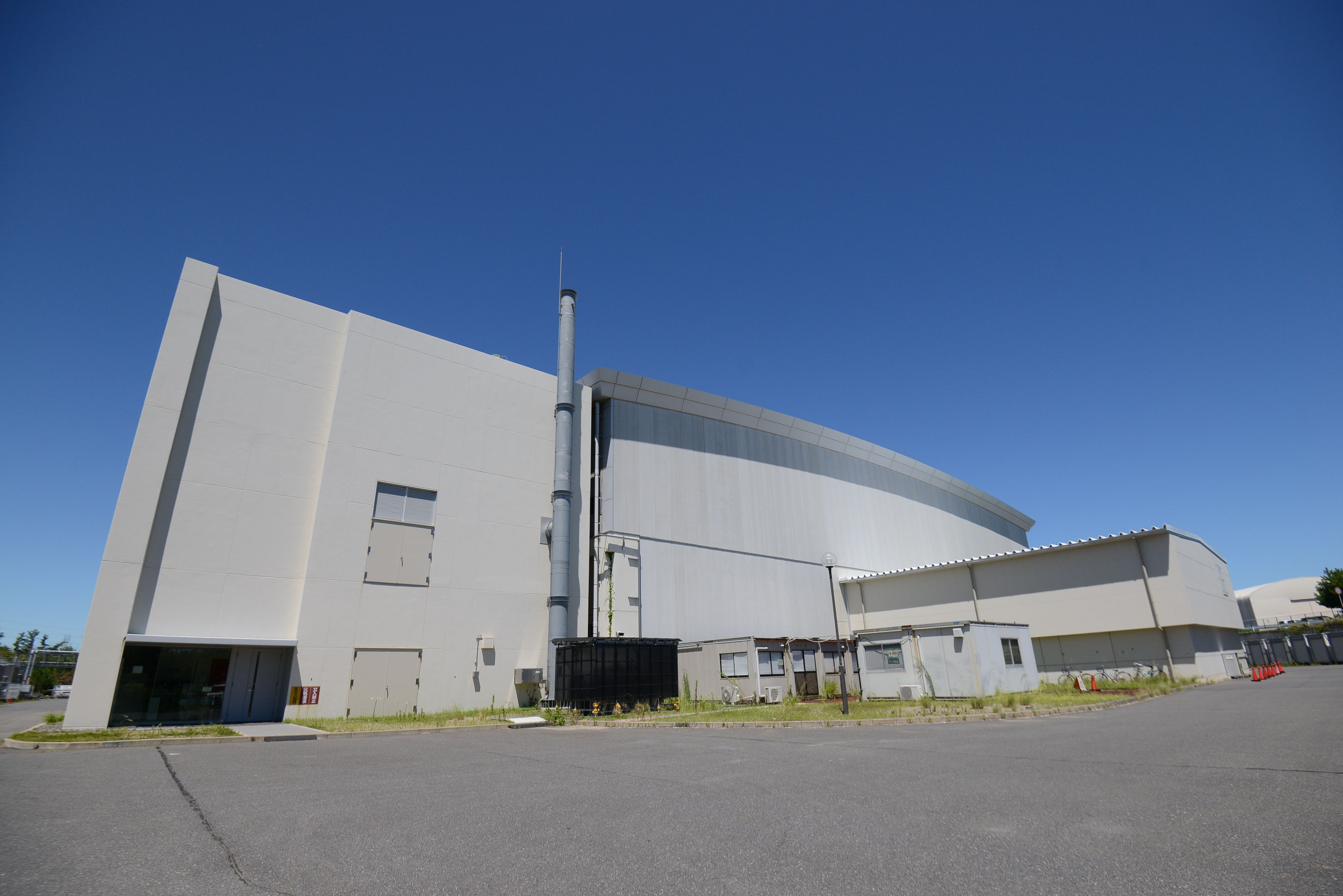 Hadron Experimental Facility【2-001】