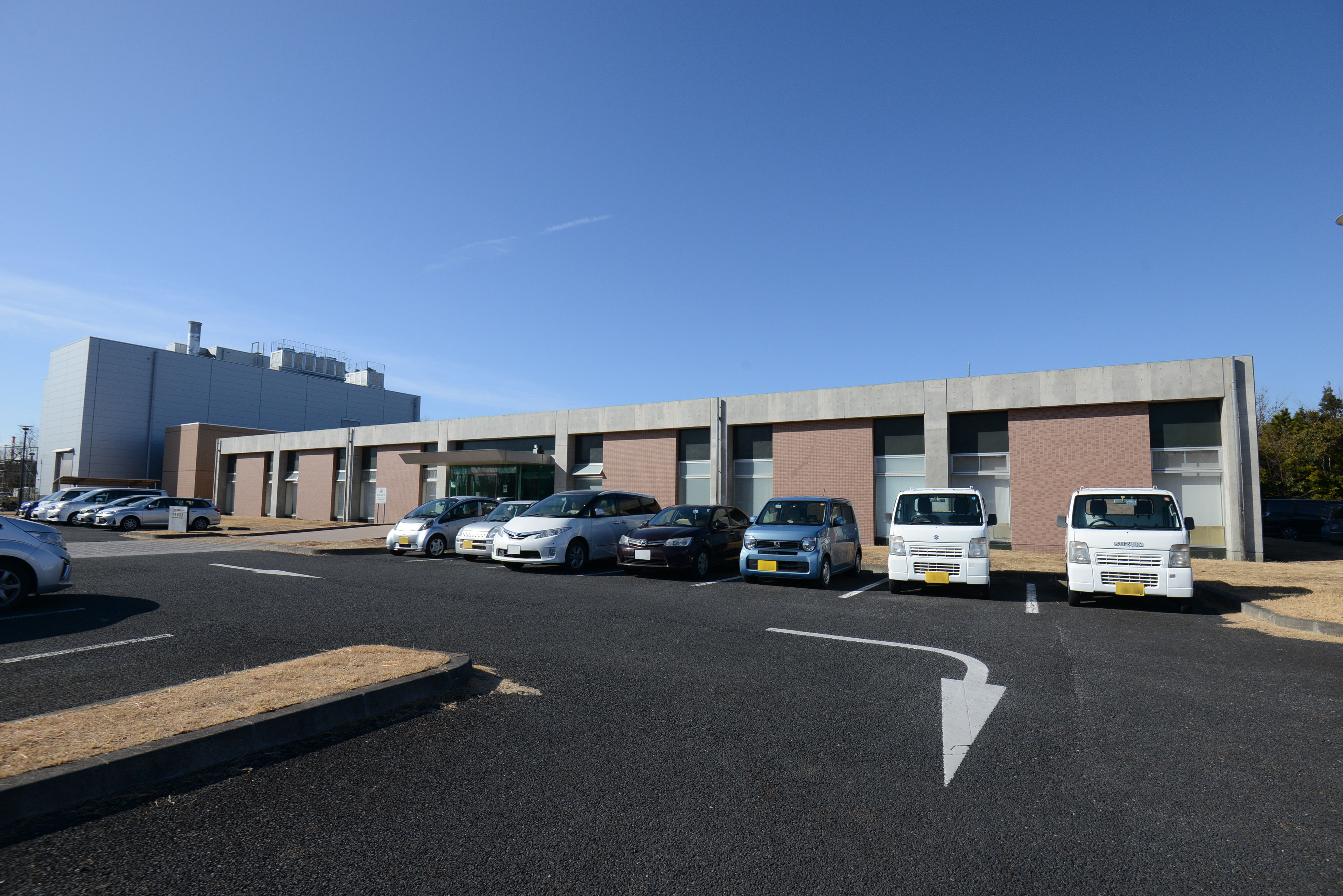 Central Control Building exterior【5-014】