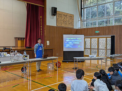 2025年12月「J-PARC出張講座（授業）」を実施しました。