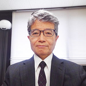 さかえ　たけじ